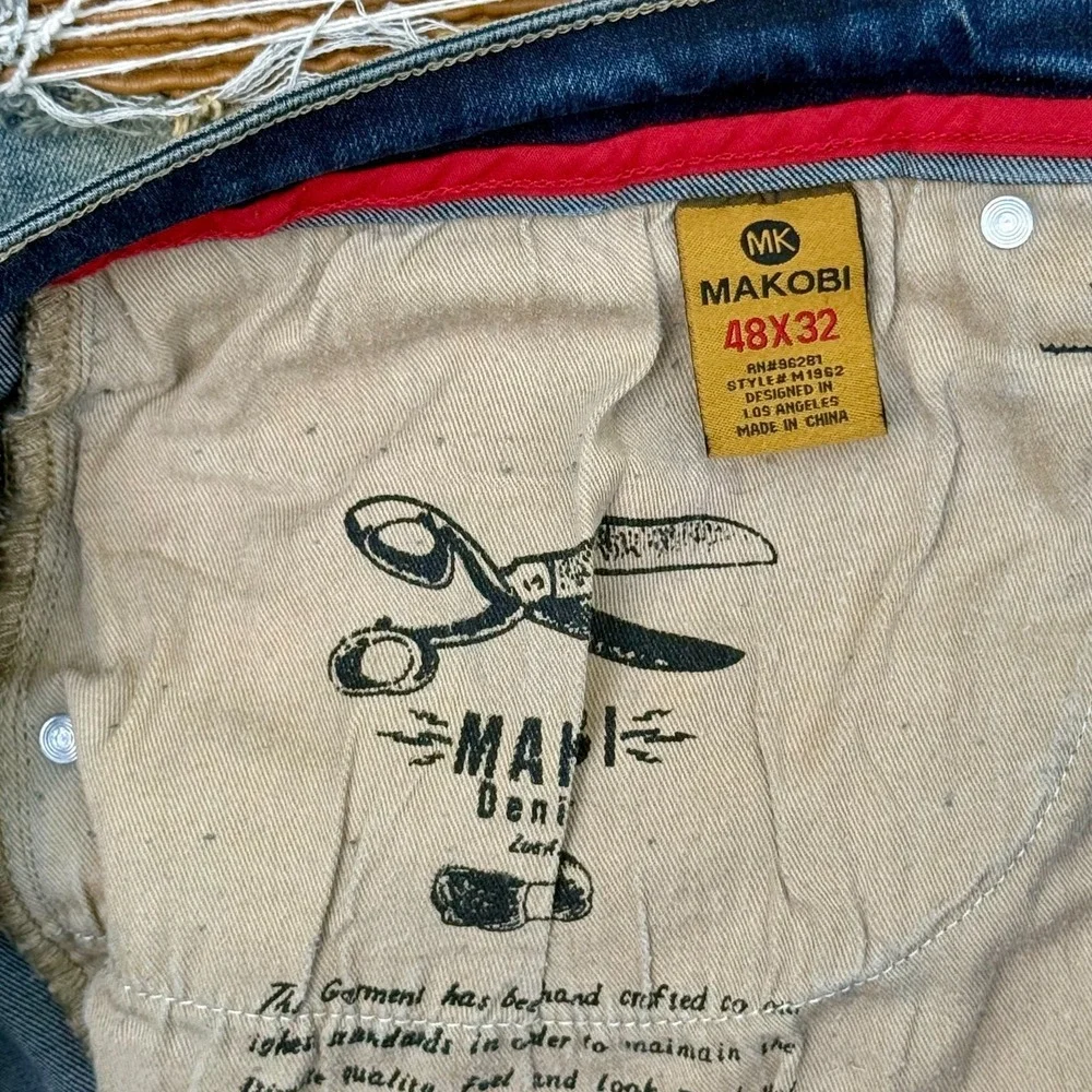 Makobi vintage trashed